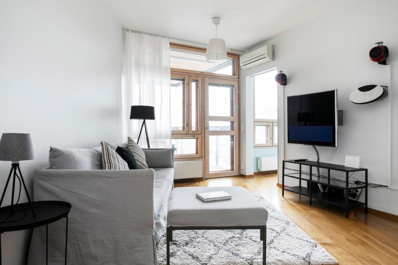 2Ndhomes Luxury Kamppi Center Apartment With Spa And Terrace Helsinki Esterno foto